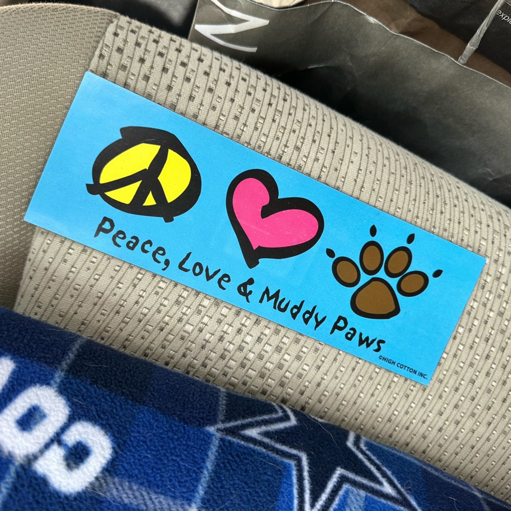 Peace Love Paws Magnet Car Fridge 6x2